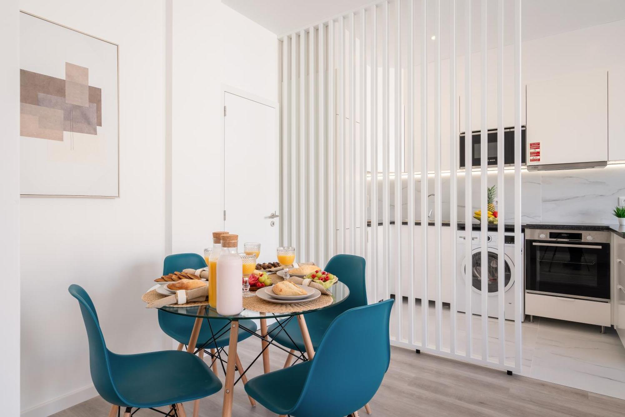 Host Wise - Trendy Spacious Flats - Matosinhos Room photo
